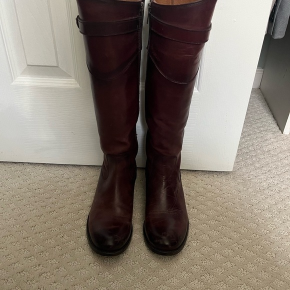 Frye Women’s Riding Boot - Picture 4 of 7